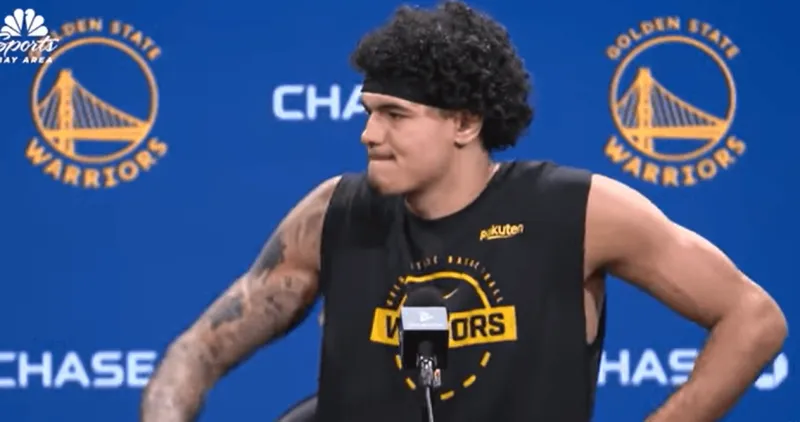 博鱼APP-桑托斯：库里看着状态很好，有他和我们一起在场真的很棒